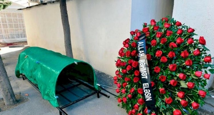 Tanınmış şair vəfat etdi – FOTO