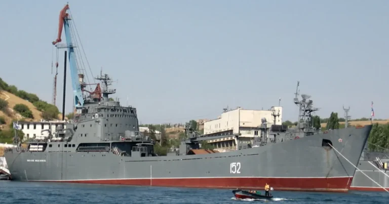 Ukrayna Hərbi Dəniz Qüvvələri Rusiya gəmi karvanını vurub