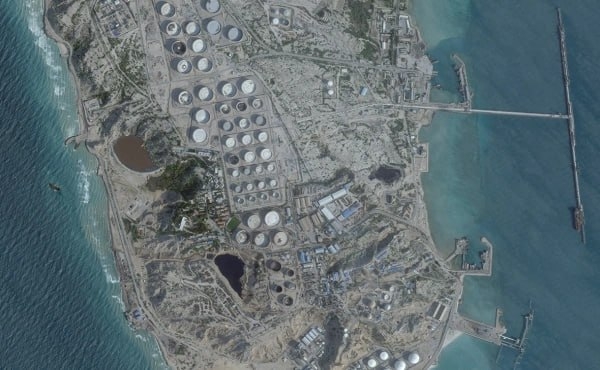 SON DƏQİQƏ: Xarq adasına hücum BAŞLADI SON DƏQİQƏ: Xarq adasına hücum BAŞLADI