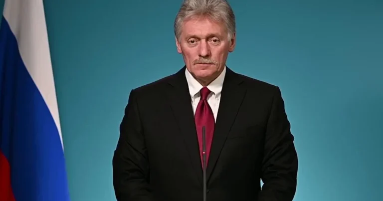 Kreml: Ukrayna Donbasdan qoşunların çıxarılması barədə qərar verməlidir