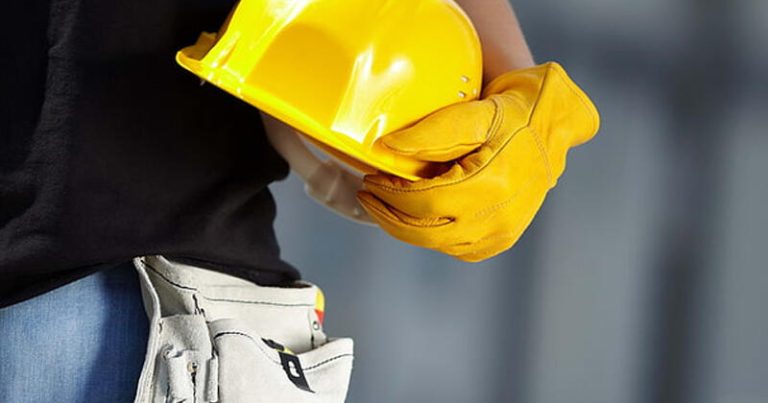 Bakıda fəhlə faciəvi şəkildə ÖLDÜ