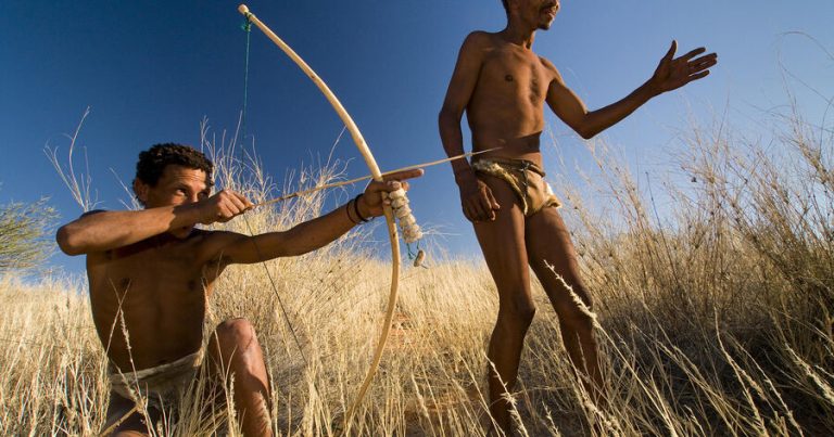 Özünü kral elan edən afrikalı şəxs Şotlandiyadan deportasiya edilib