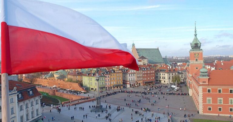 Polşa bu üç ölkə ilə vizasız rejimi LƏĞV EDİR