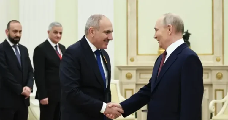 Putin-Paşinyan görüşü: İrəvan Qarabağa görə Moskvadan bunu gözləyirmiş
