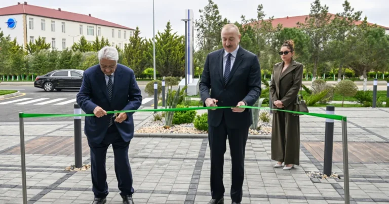 Prezident İlham Əliyev Milli Aviasiya Akademiyasında Beynəlxalq Təlim Mərkəzinin açılışında iştirak edib – FOTO
