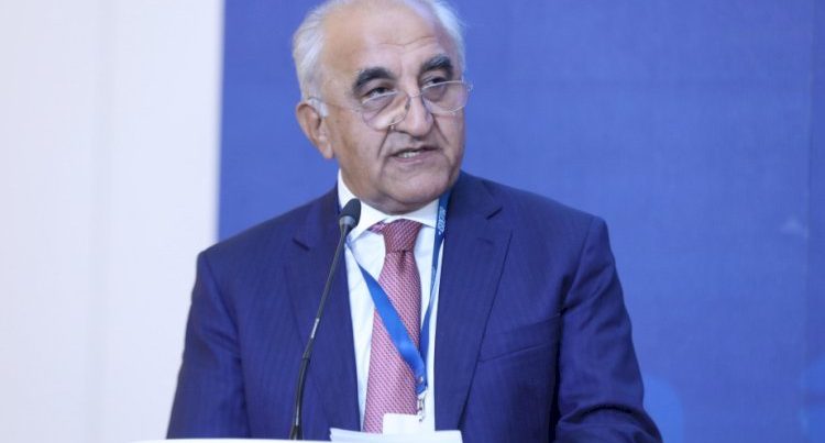 Rektor özünə yeni məsləhətçi təyin etdi – DOSYE