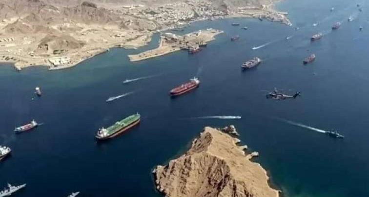 İran gəmisi Amerika blokadasını yarıb