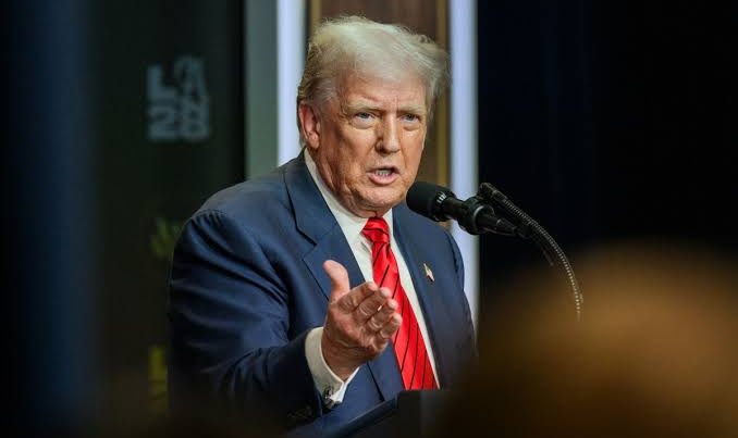 Donald Tramp İrana qarşı hərbi əməliyyatları bərpa etmək barədə düşünür