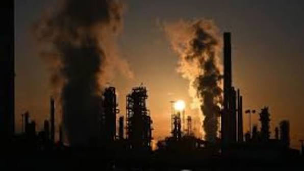 İran Səudiyyə Ərəbistanının əsas neft boru kəmərinə zərbə endirib