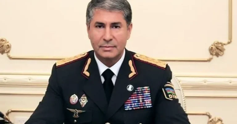 Nazir yaşayış yeri üzrə qeydiyyatla bağlı qərarda dəyişiklik etdi – FOTO