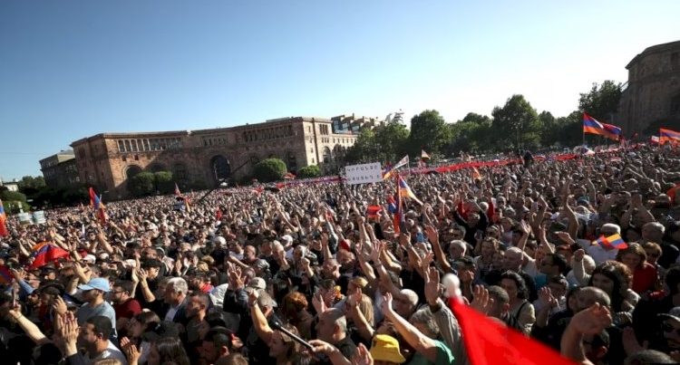 Ermənistan seçkilərədək qarışa bilər – GERİSAYIM başladı Ermənistan seçkilərədək qarışa bilər – GERİSAYIM başladı
