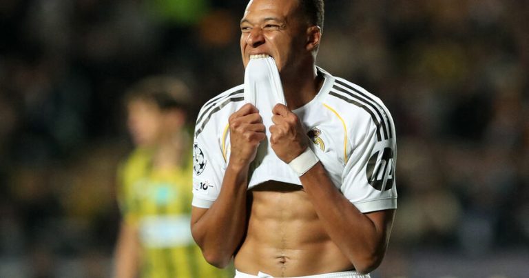 Mbappe “Real Madrid”da dördüncü hücumçu sayıldığını açıqlayıb