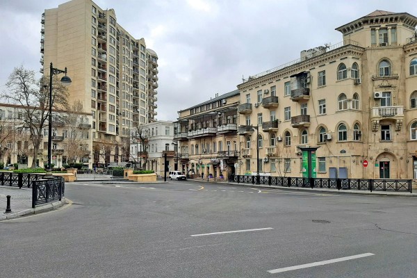 Bakıya ilanların hücumu başladı – Qarşılaşan kimi bunu edin