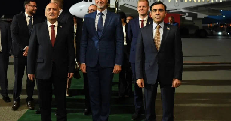 Slovakiya Milli Şurasının sədri Azərbaycana gəlib