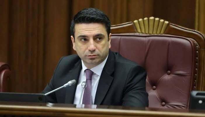 Ermənistan Rusiyadan “boşansa” da, “aliment” tələb etməyəcək – Parlamentin sədri Alen Simonyan
