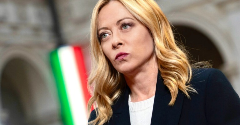 Meloni səfərini yarımçıq qoyub təcili İtaliyaya qayıtdı