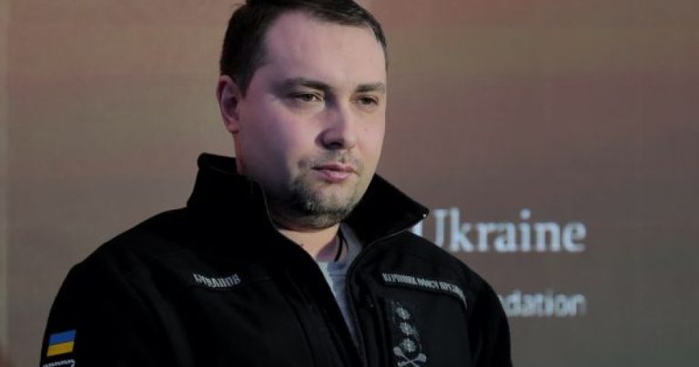 Kirill Budanov Rusiya dövlətinin əsas düşmənlərindən biridir – mühacirətdə olan Çeçenistan İçkeriya Respublikasının lideri Əhməd Zakayev Kirill Budanov Rusiya dövlətinin əsas düşmənlərindən biridir – mühacirətdə olan Çeçenistan İçkeriya Respublikasının lideri Əhməd Zakayev