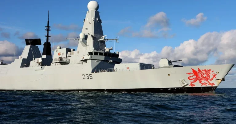 Qırmızı dəniz və Hörmüzdə hərbi aktivlik artır: Böyük Britaniyanın esminesi əməliyyata qoşulur