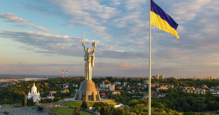 Ukrayna Estoniyadan üzr istədi Ukrayna Estoniyadan üzr istədi