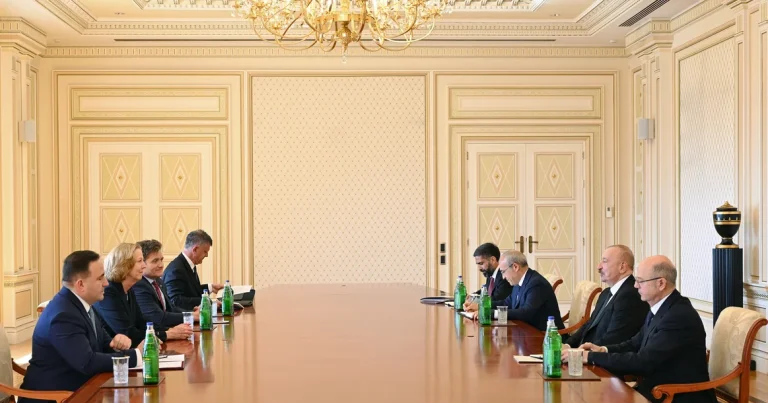 İlham Əliyev bp şirkətinin baş icraçı direktorunu qəbul edib – FOTO