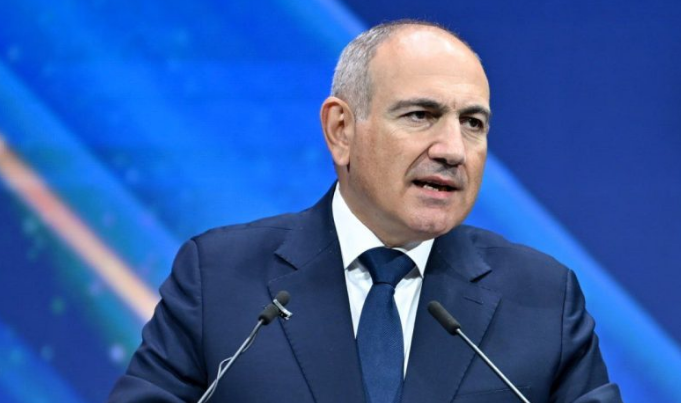Nikol Paşinyan gedir