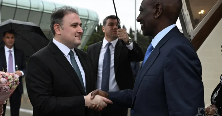 Keniyanın prezidenti Azərbaycana səfərə gəlib – FOTO