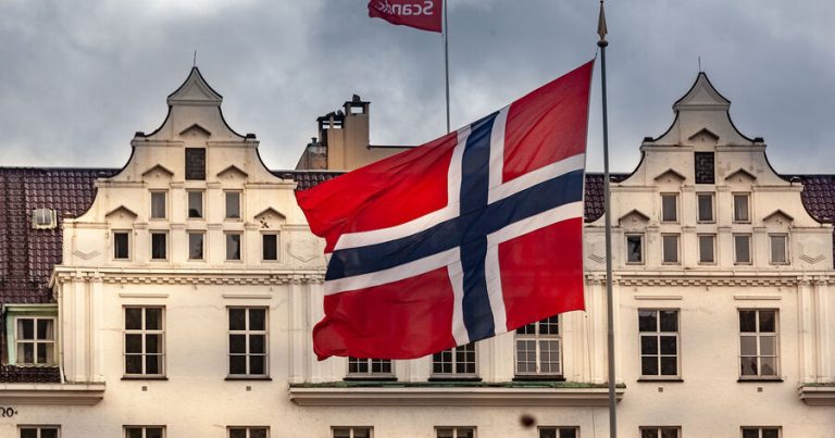Norveç Fransanın nüvə “çətiri” altında qorunacaq