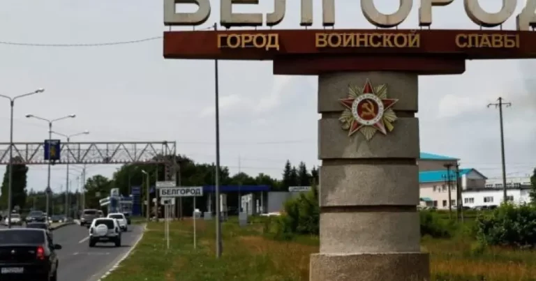 Rusiya təyyarəsi Belqorod vilayətində dəmir yolunu bombaladı