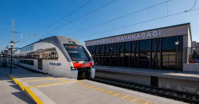 Bakıda yeni dəmiryol dayanacağı İSTİFADƏYƏ VERİLDİ – FOTO – VİDEO