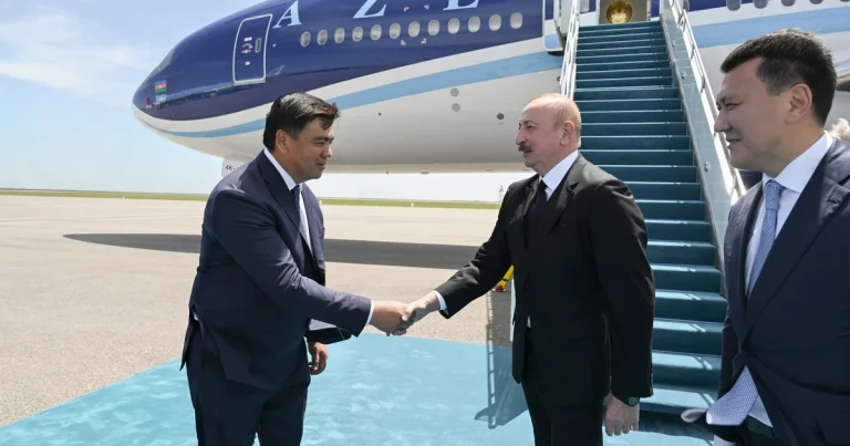 İlham Əliyev Qazaxıstana işgüzar səfərə gedib – FOTO
