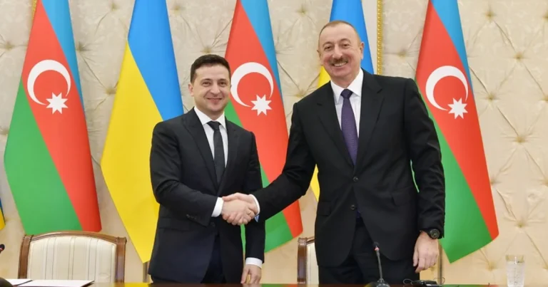 Volodimir Zelenski İlham Əliyevi Müstəqillik Günü münasibətilə təbrik edib