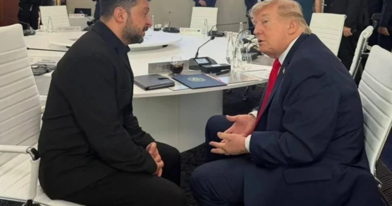 Tramp Zelenskiyə Rusiyaya qarşı daha qətiyyətli mövqe tutmağı tövsiyə edib Tramp Zelenskiyə Rusiyaya qarşı daha qətiyyətli mövqe tutmağı tövsiyə edib