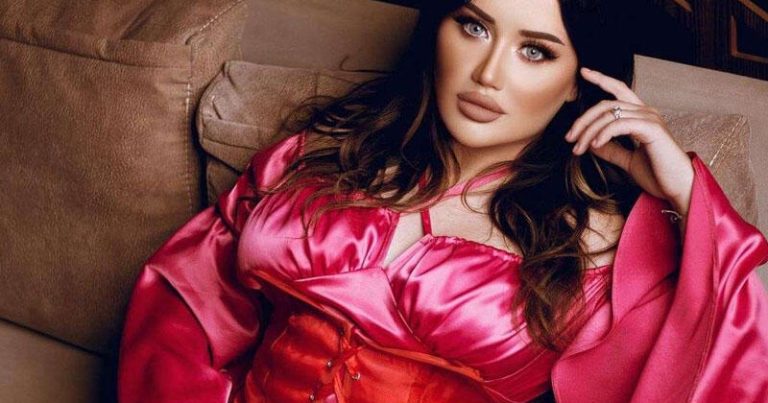 Bloqer Ayselin səhhəti pisləşdi, vəziyyəti yaxşı deyil – FOTO