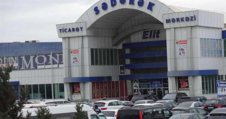 “Sədərək”də biznesmeni bıçaqladılar