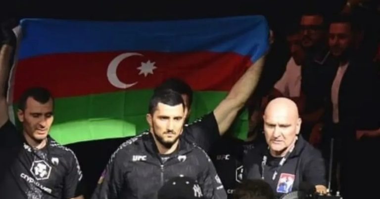 UFC-də qalib gələn Fərman Həsənov tanınmış polis polkovnikinin oğludur