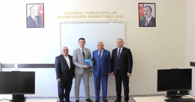 Deputat Naqif Həmzəyev ADAU-da tələbələr üçün yaradılan müasir təhsil imkanlarını yüksək qiymətləndirib Deputat Naqif Həmzəyev ADAU-da tələbələr üçün yaradılan müasir təhsil imkanlarını yüksək qiymətləndirib
