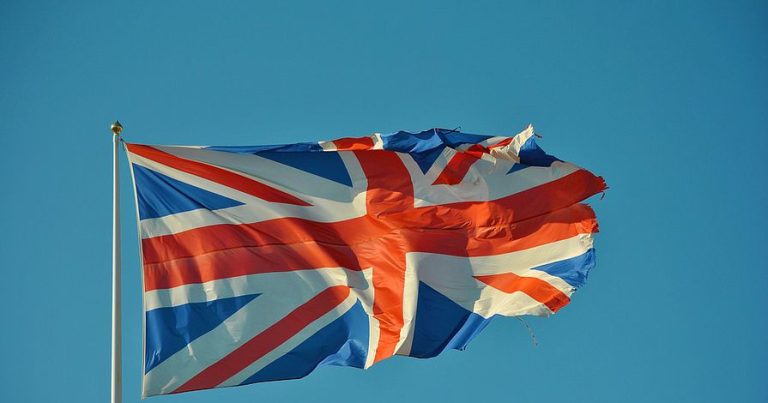 Böyük Britaniya hökuməti yeni baş nazir seçilənədək mühüm qərarları təxirə salıb