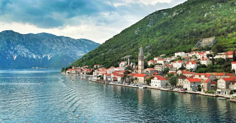 Monteneqroya getmək istəyən azərbaycanlıların NƏZƏRİNƏ: Viza qaydaları AÇIQLANDI Monteneqroya getmək istəyən azərbaycanlıların NƏZƏRİNƏ: Viza qaydaları AÇIQLANDI