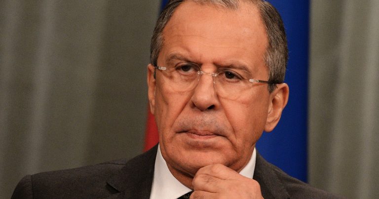 Lavrov: Aİ Rusiya ilə danışıqları Kiyev hakimiyyətini xilas etmək üçün istəyir