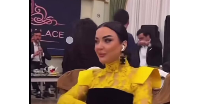 Qalmaqal yaşayan Şəbnəmlə Vəfa eyni TOYDA: Əl hərəkəti diqqət çəkdi – VİDEO Qalmaqal yaşayan Şəbnəmlə Vəfa eyni TOYDA: Əl hərəkəti diqqət çəkdi – VİDEO