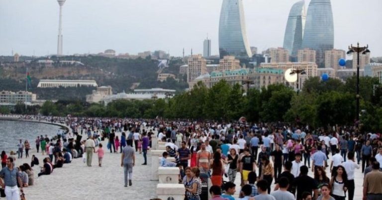 Azərbaycanda doğum böhranı dərinləşir – 5 ildən sonra bizi nə gözləyir?