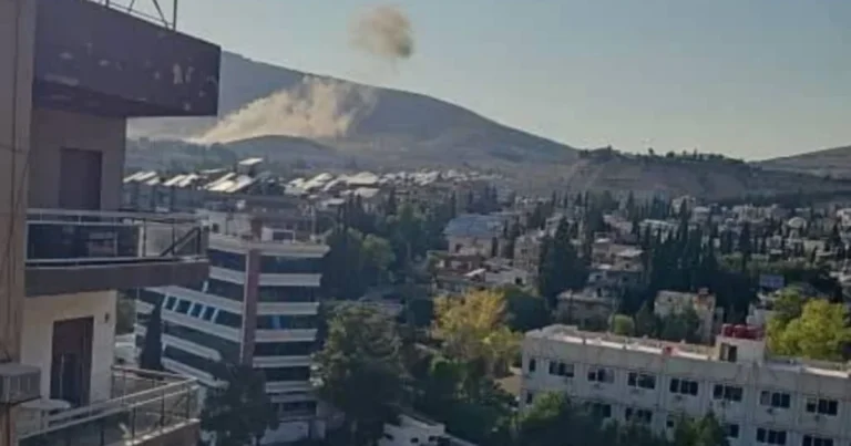 Dəməşqdə Makronun qaldığı hotelin yaxınlığında partlayışlar olub