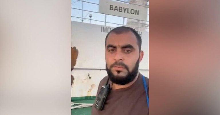 Daha bir gəmi hücuma məruz qaldı – Azərbaycanlılar xilas edildi – (Video)