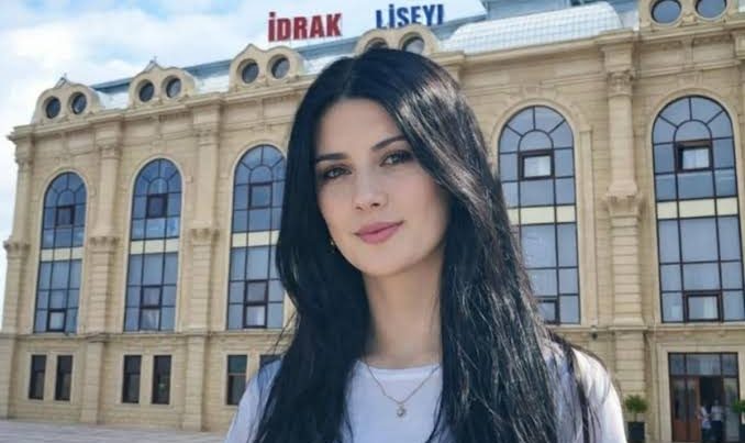 Müəllimə atəş açan məktəblinin məhkəməsi qapalı keçirilir – 12 şahiddən 8-i azyaşlıdır