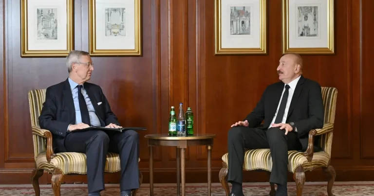 İlham Əliyev Almaniya İqtisadiyyatının Şərq Komitəsinin sədri Mixael Harms ilə görüşüb – FOTO