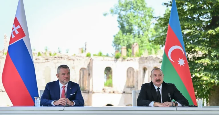Peter Pelleqrini: “Biz Azərbaycanı müştəri kimi görməyə çalışmırıq” Peter Pelleqrini: “Biz Azərbaycanı müştəri kimi görməyə çalışmırıq”