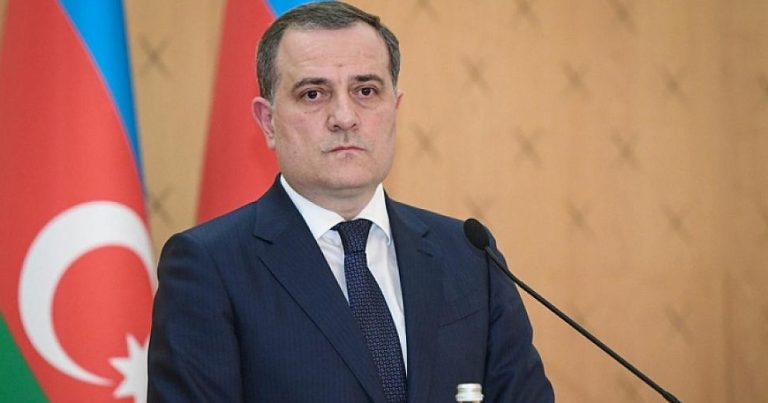Ceyhun Bayramov Rusiya Federasiyasına rəsmi səfərə yola düşüb