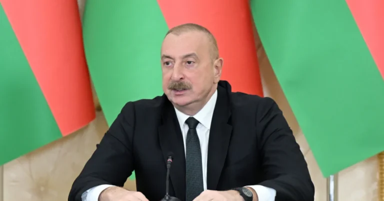 İlham Əliyev: “Əminəm ki, bundan sonra da Azərbaycan-Slovakiya münasibətləri inkişaf edəcək” İlham Əliyev: “Əminəm ki, bundan sonra da Azərbaycan-Slovakiya münasibətləri inkişaf edəcək”