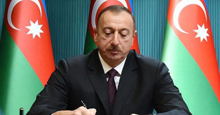 Əmlak üzərinə həbs qoyulması ilə bağlı qərarların mübahisələndirilməsi qaydası təsdiqləndi Əmlak üzərinə həbs qoyulması ilə bağlı qərarların mübahisələndirilməsi qaydası təsdiqləndi