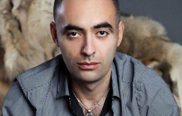 Azərbaycanda müəllim işə qəbul üçün ekstrasens Zirəddinə müraciət etdi – (Video)